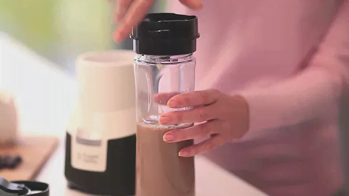 Lodowa kawa frappe w blenderze Aura Mix&Go Pro marki Russell Hobbs 22340-56