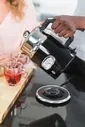 Электрический чайник RUSSELL HOBBS 21671-70